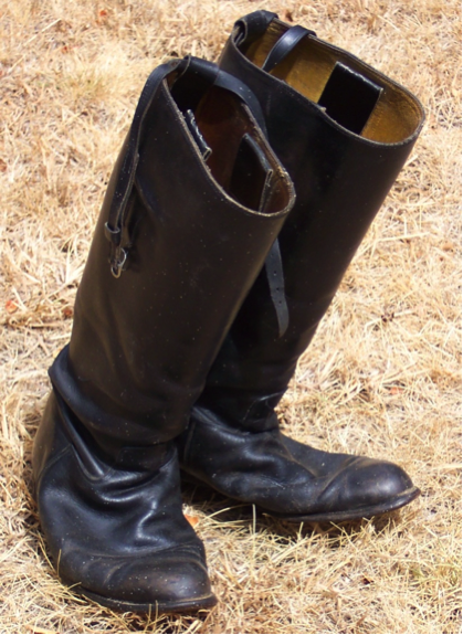 leather top boots.png